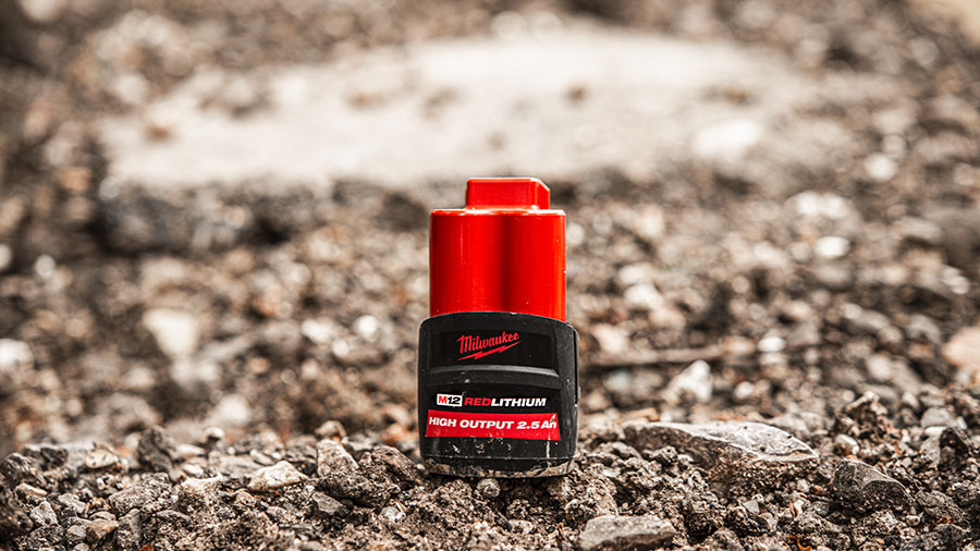 batterie M12 REDLITHIUM HIGH OUTPUT M12 HB2.5 Milwaukee batterie M12 REDLITHIUM HIGH OUTPUT M12 HB2.5 Milwaukee